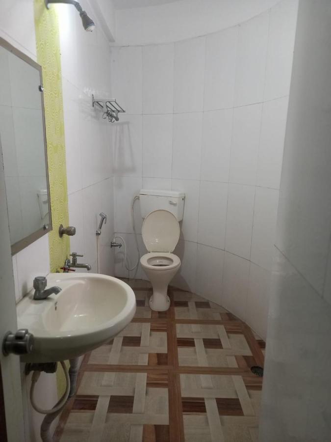 Sharan Hotel Shirdi Dış mekan fotoğraf